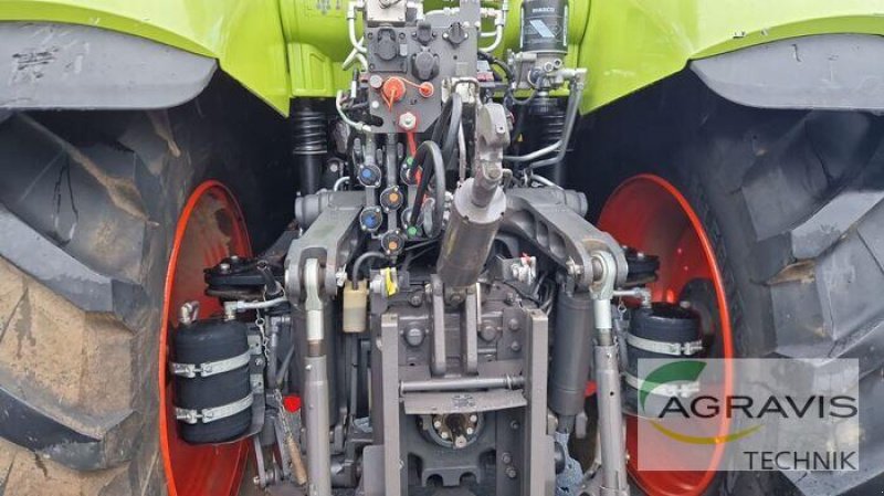 Traktor типа CLAAS AXION 810 CMATIC CIS+, Gebrauchtmaschine в Melle-Wellingholzhausen (Фотография 11)