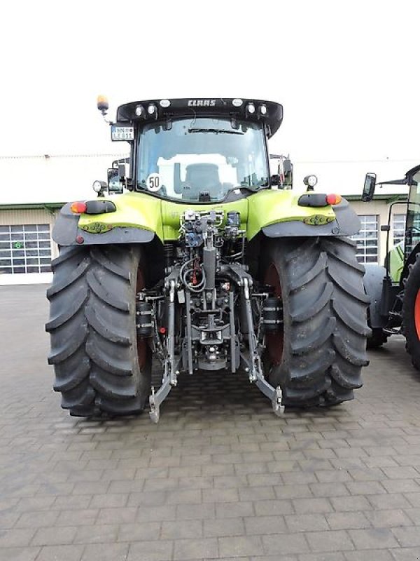 Traktor des Typs CLAAS Axion 810 CMATIC Cis, Vorführmaschine in Eppingen (Bild 5)