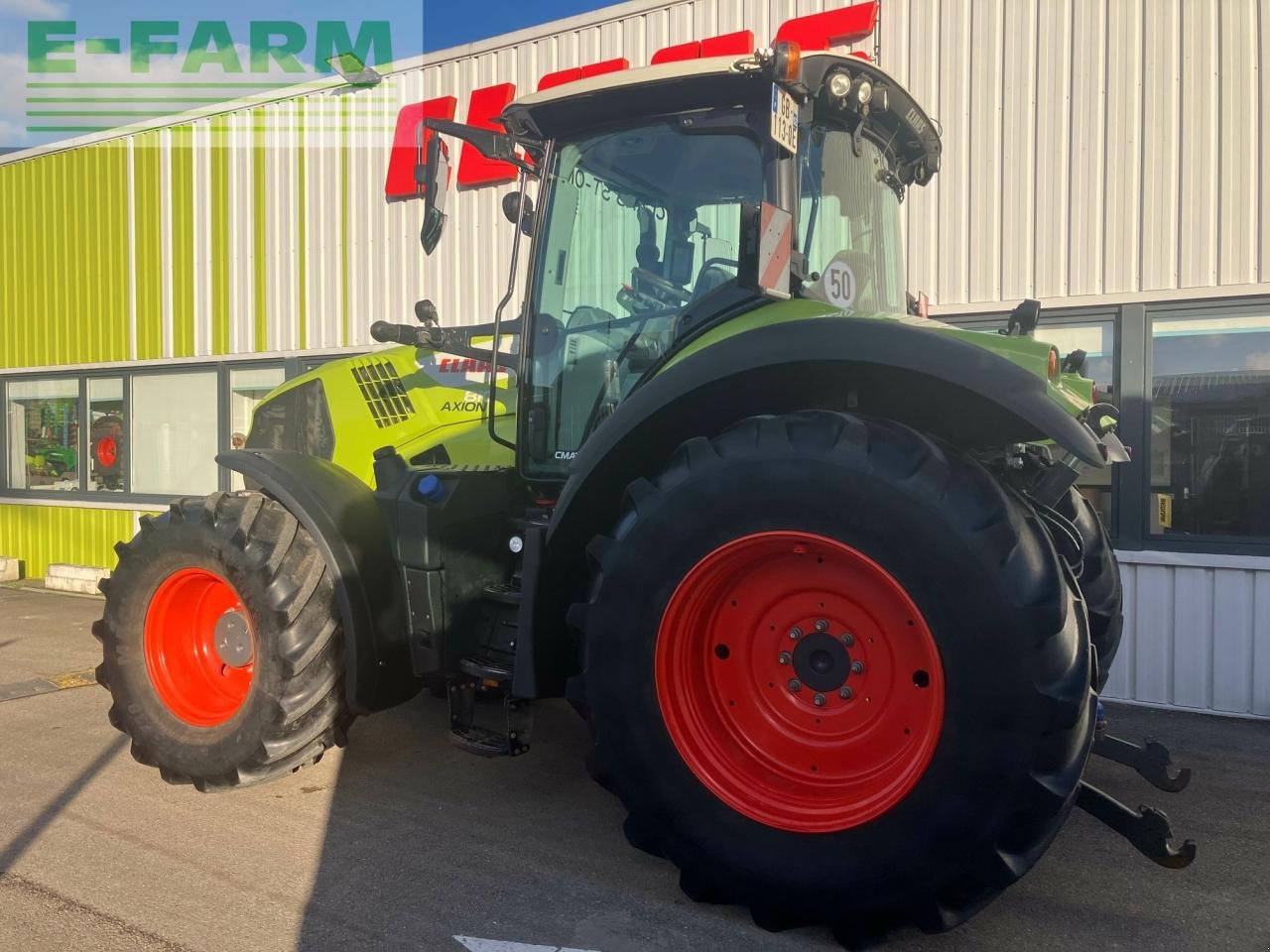Traktor от тип CLAAS axion 810 cmatic s5 CMATIC, Gebrauchtmaschine в BLENDECQUES (Снимка 11)