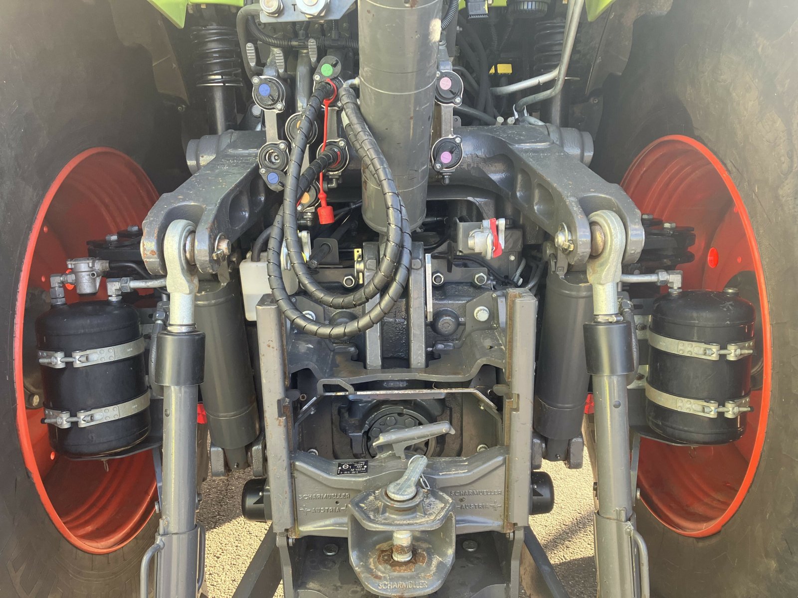 Traktor van het type CLAAS AXION 810 CMATIC S5, Gebrauchtmaschine in BLENDECQUES (Foto 9)