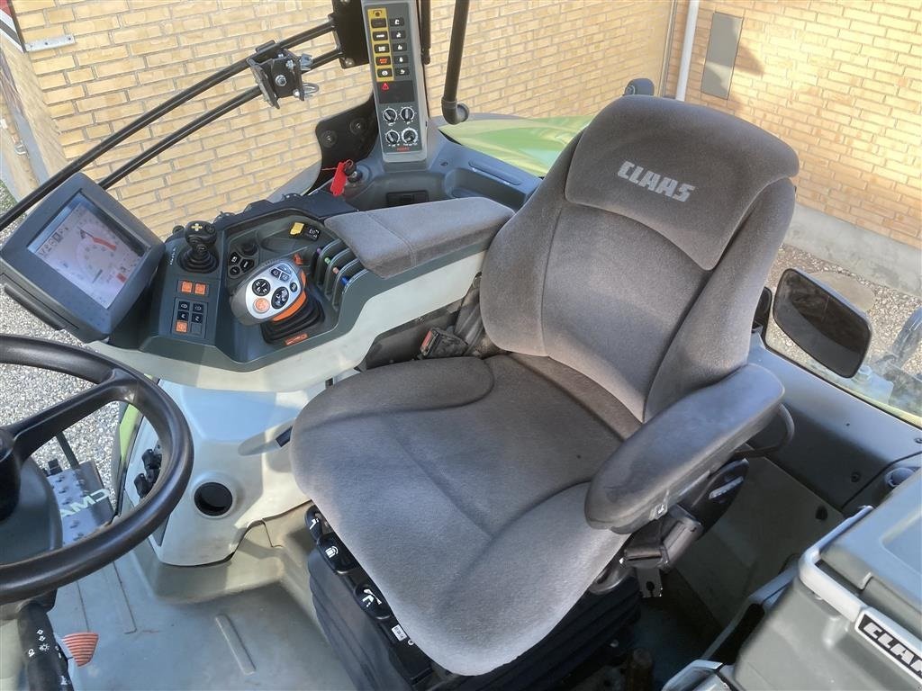 Traktor of the type CLAAS AXION  810 CMATIC Vario, Gebrauchtmaschine in Store Heddinge (Picture 8)