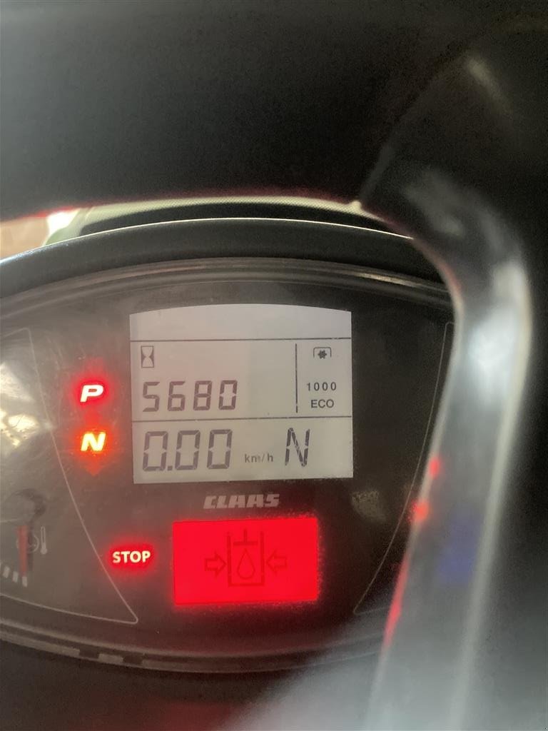 Traktor of the type CLAAS AXION  810 CMATIC Vario, Gebrauchtmaschine in Store Heddinge (Picture 14)