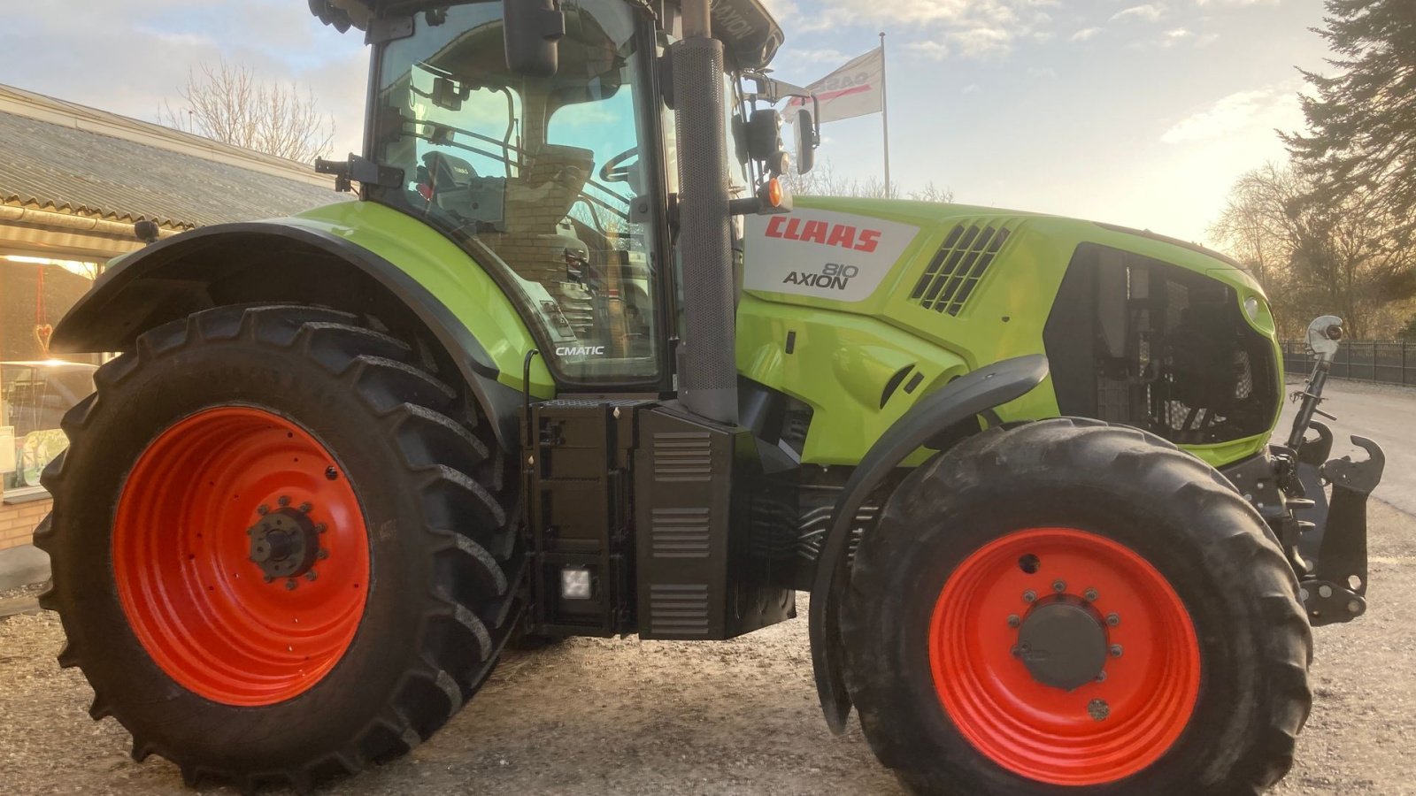 Traktor of the type CLAAS Axion 810 CMATIC Vario, Gebrauchtmaschine in Store Heddinge (Picture 8)