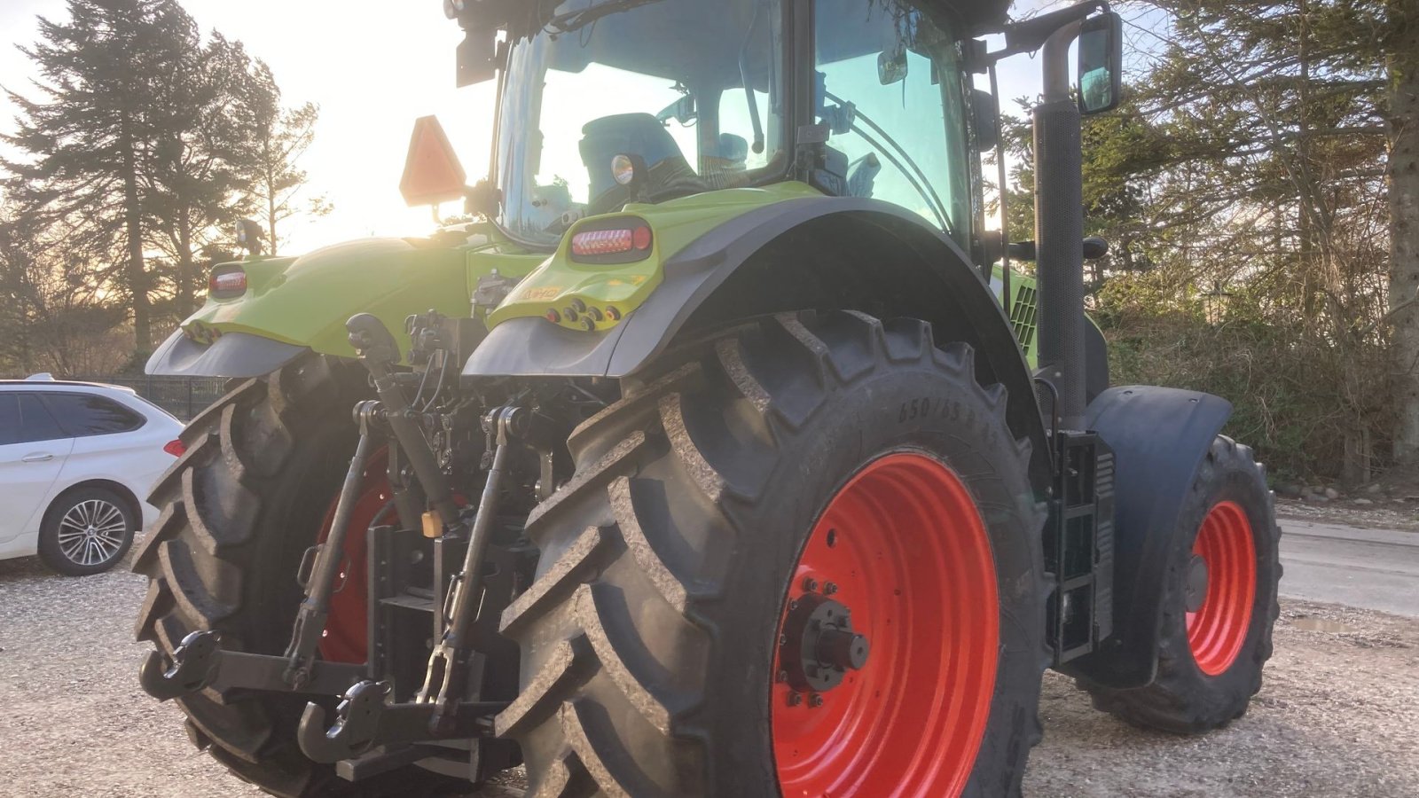 Traktor of the type CLAAS Axion 810 CMATIC Vario, Gebrauchtmaschine in Store Heddinge (Picture 9)