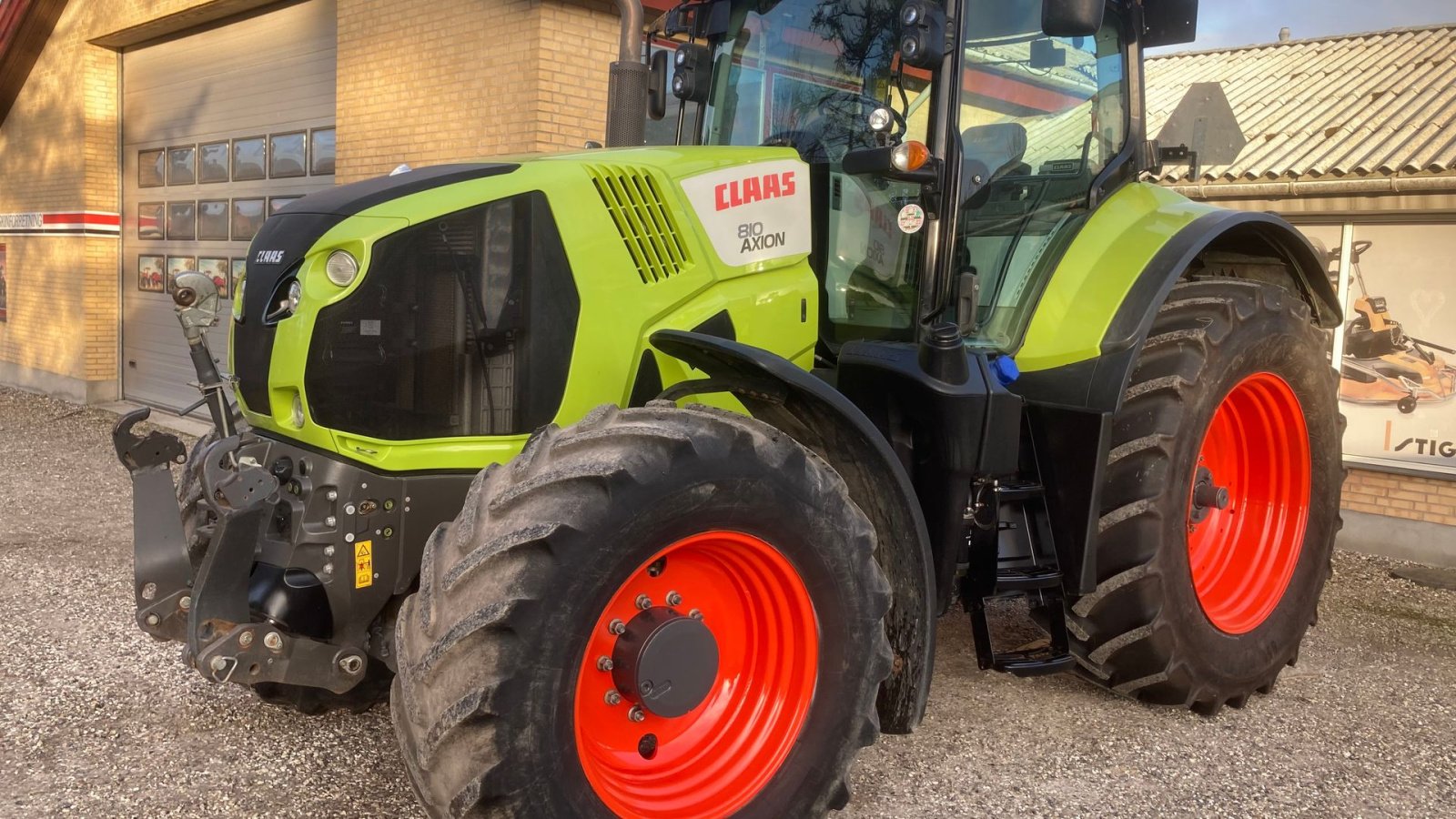 Traktor of the type CLAAS Axion 810 CMATIC Vario, Gebrauchtmaschine in Store Heddinge (Picture 1)