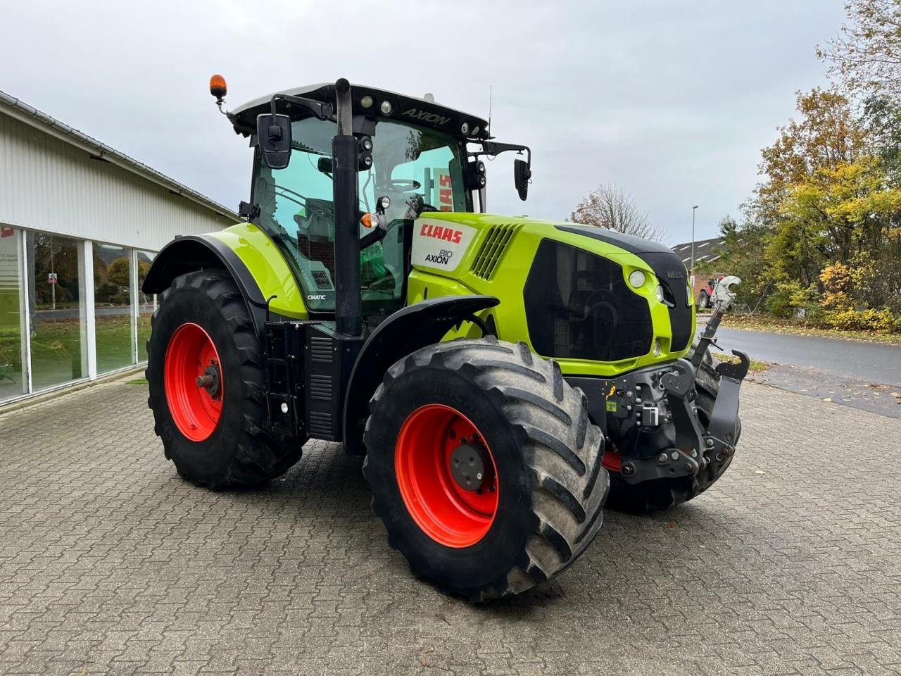 Traktor des Typs CLAAS AXION 810 CMATIC, Gebrauchtmaschine in Tim (Bild 8)