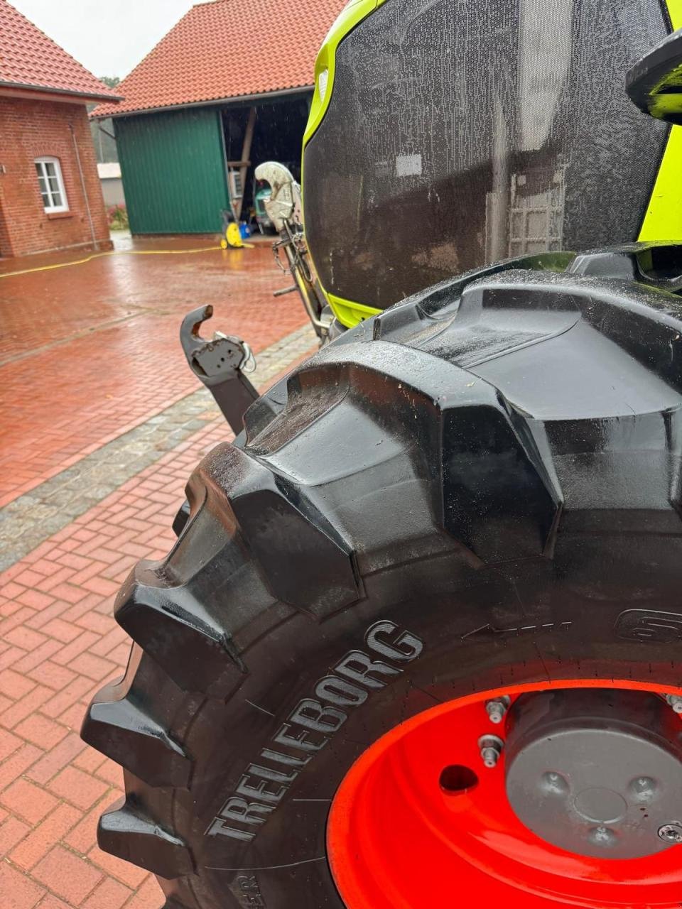 Traktor Türe ait CLAAS Axion 810 CMatic, Gebrauchtmaschine içinde Könnern (resim 3)