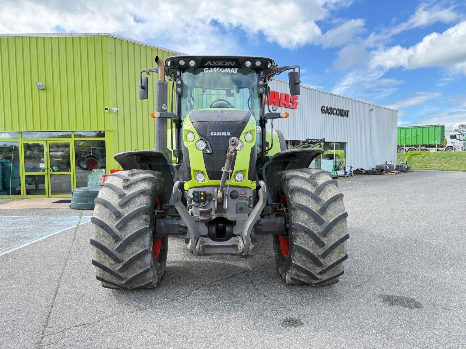 Traktor typu CLAAS AXION 810 T4F CIS, Gebrauchtmaschine v SAINT GAUDENS (Obrázok 4)
