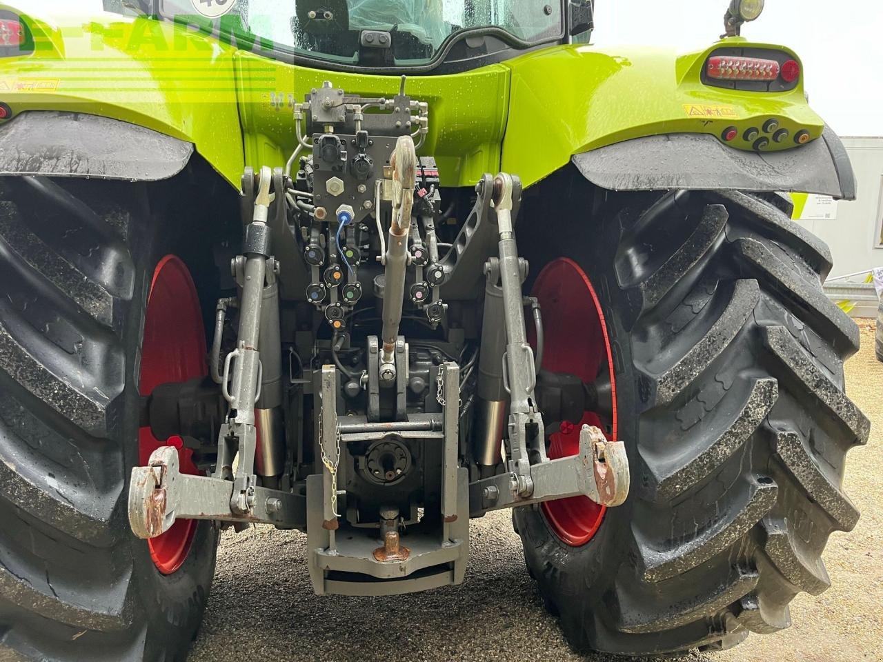 Traktor tip CLAAS axion 810 t4f cmatic CMATIC, Gebrauchtmaschine in PONTIVY (56 - MORBIHAN) (Poză 8)