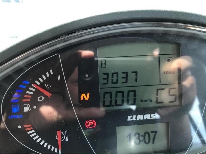 Traktor tip CLAAS Axion 810, Gebrauchtmaschine in Ribe (Poză 18)