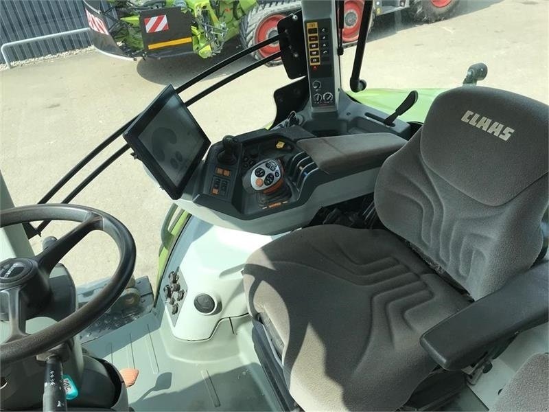 Traktor tip CLAAS Axion 810, Gebrauchtmaschine in Ribe (Poză 15)