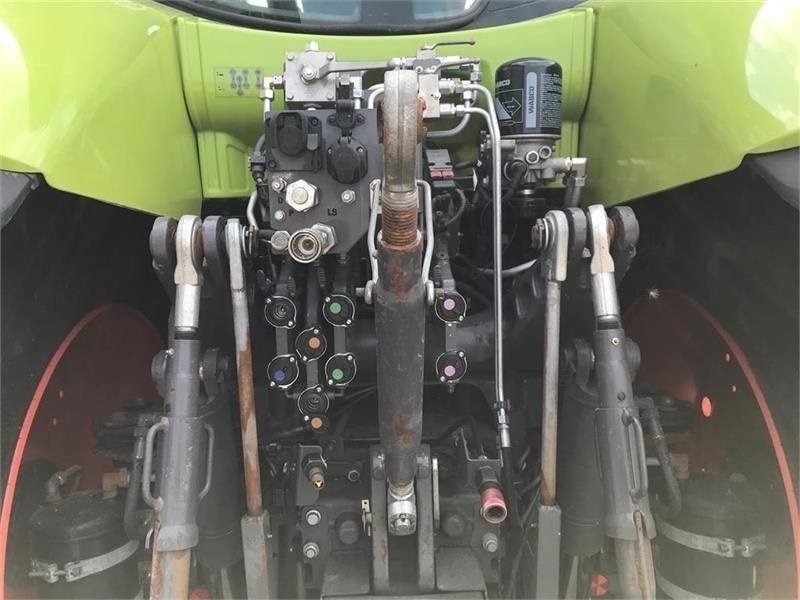 Traktor tip CLAAS Axion 810, Gebrauchtmaschine in Ribe (Poză 12)
