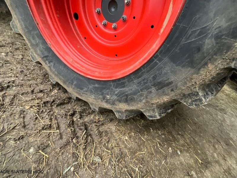 Traktor от тип CLAAS AXION 810, Gebrauchtmaschine в ROYE (Снимка 11)