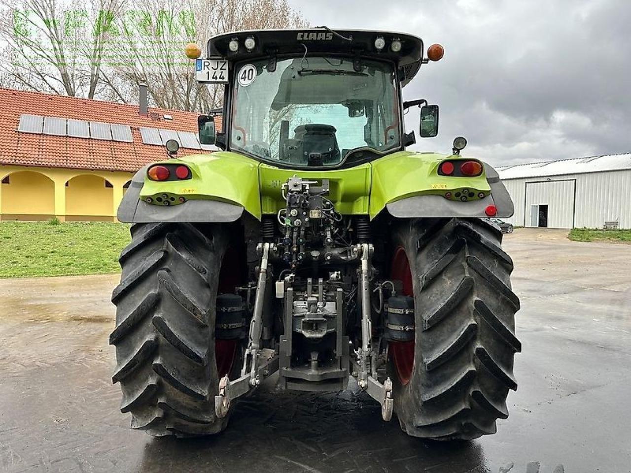 Traktor des Typs CLAAS axion 810, Gebrauchtmaschine in SZEGED (Bild 4)