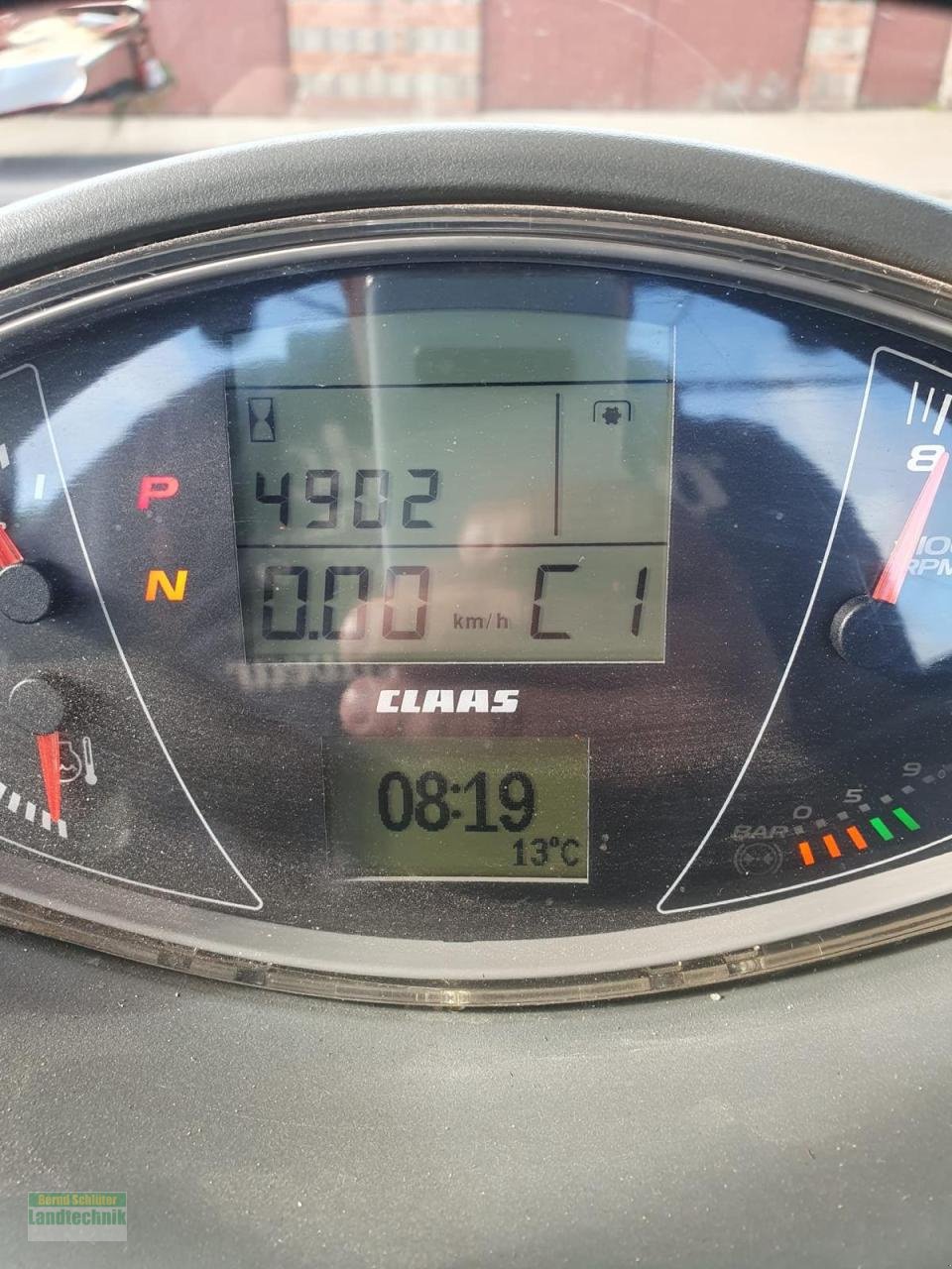 Traktor типа CLAAS Axion 810, Gebrauchtmaschine в Büren (Фотография 6)