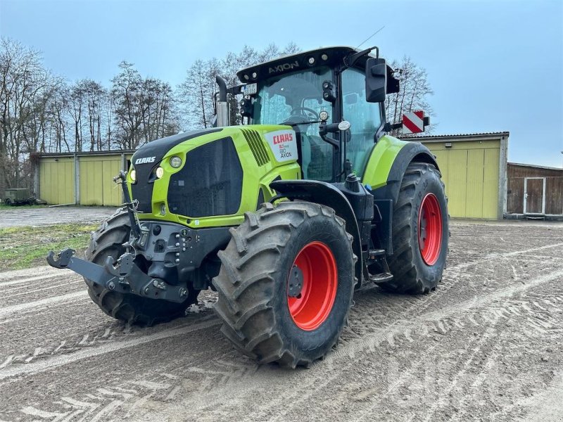 Traktor типа CLAAS Axion 810, Gebrauchtmaschine в Düsseldorf (Фотография 1)