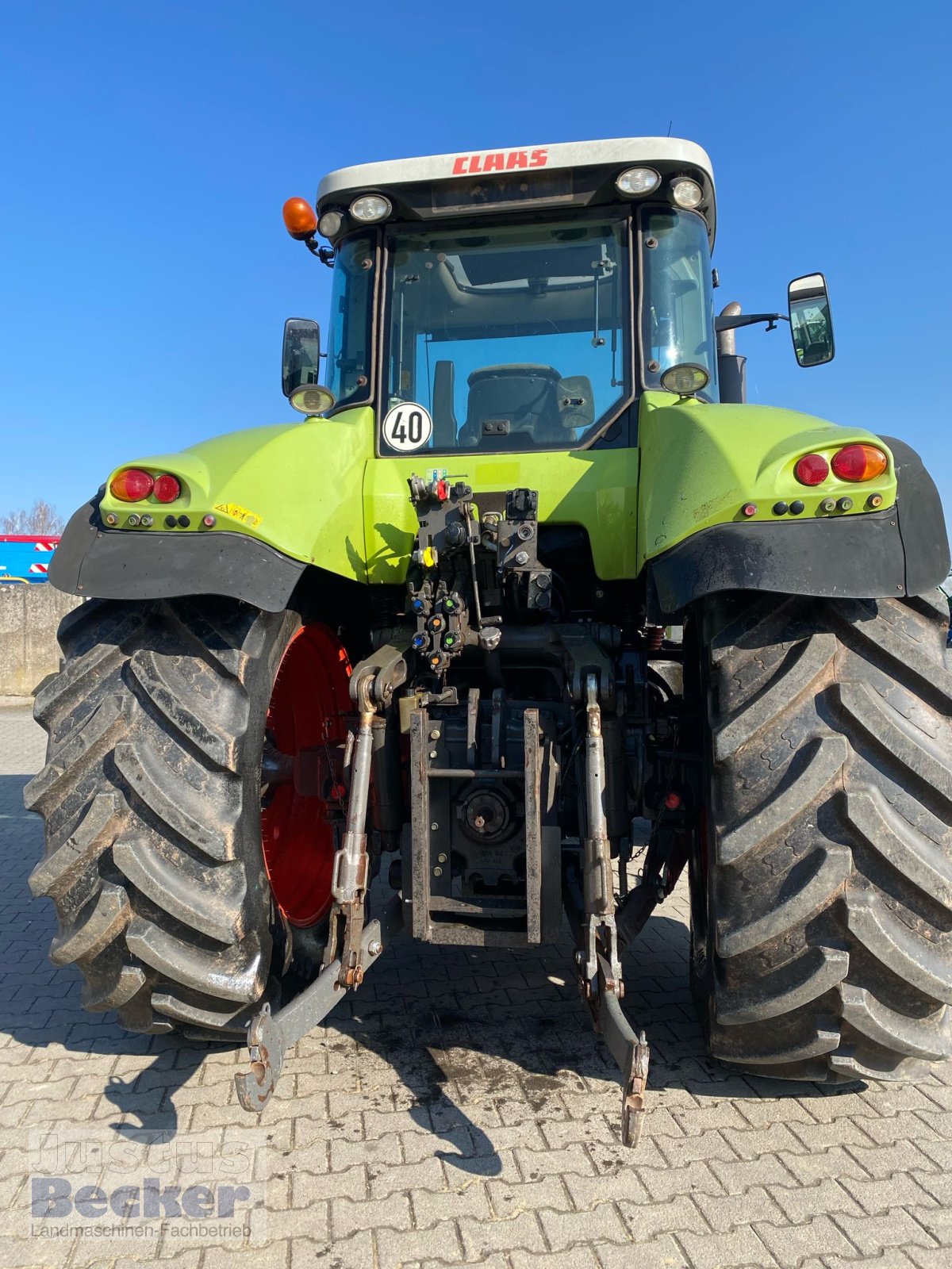 Traktor typu CLAAS Axion 810, Gebrauchtmaschine w Weimar-Niederwalgern (Zdjęcie 8)