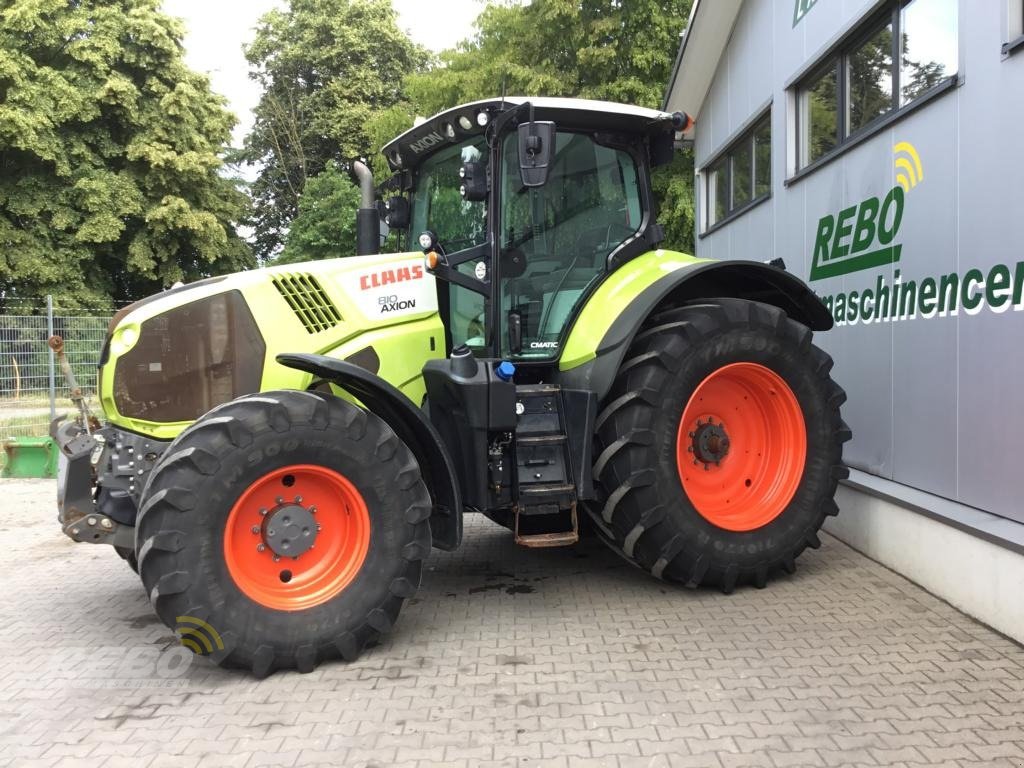 Traktor des Typs CLAAS AXION 810, Gebrauchtmaschine in Neuenkirchen-Vörden (Bild 1)