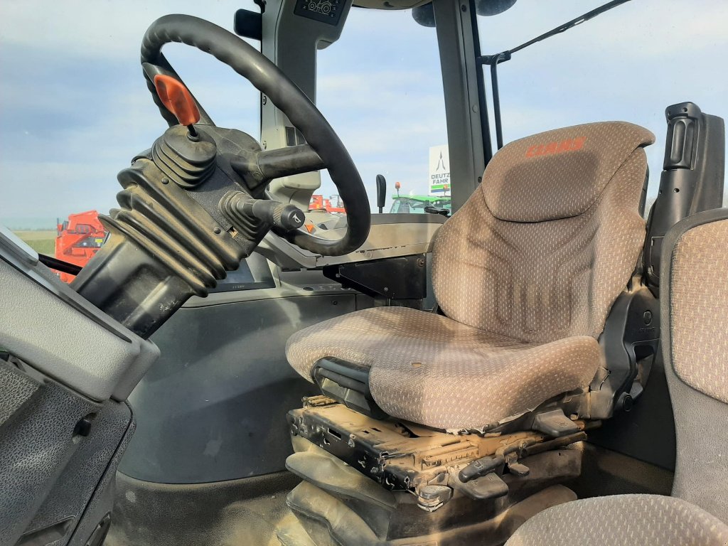 Traktor типа CLAAS AXION 820, Gebrauchtmaschine в SAINT LOUP (Фотография 7)