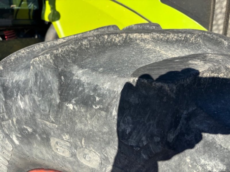 Traktor typu CLAAS AXION 820, Gebrauchtmaschine v SAINTE-MENEHOULD (Obrázek 5)