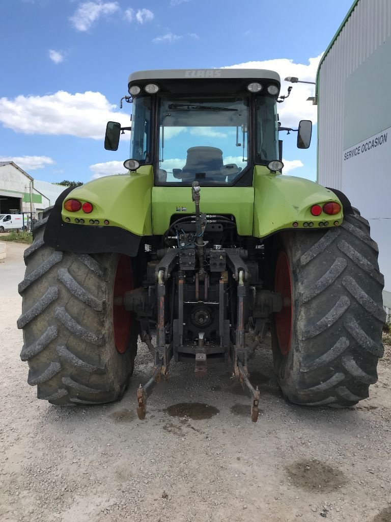 Traktor типа CLAAS AXION 820, Gebrauchtmaschine в MORLHON LE HAUT (Фотография 5)