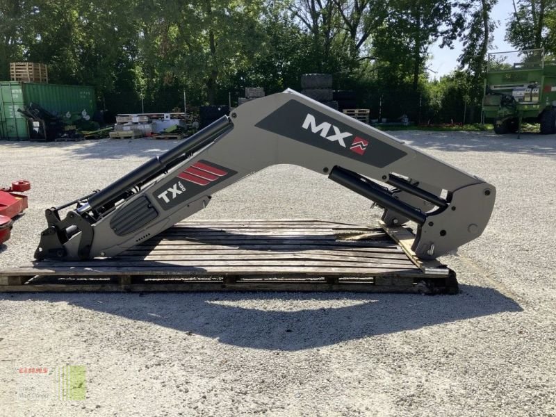 Traktor des Typs CLAAS AXION 830 C-MATIC RTK, Gebrauchtmaschine in Vohburg (Bild 16)