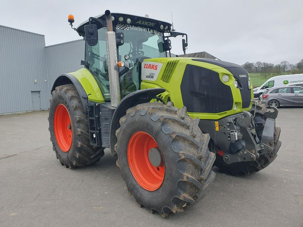 Traktor typu CLAAS AXION 830 C MATIC, Gebrauchtmaschine w DOMFRONT (Zdjęcie 2)