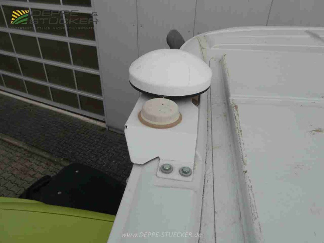 Traktor des Typs CLAAS Axion 830 C-matic, Gebrauchtmaschine in Lauterberg/Barbis (Bild 16)