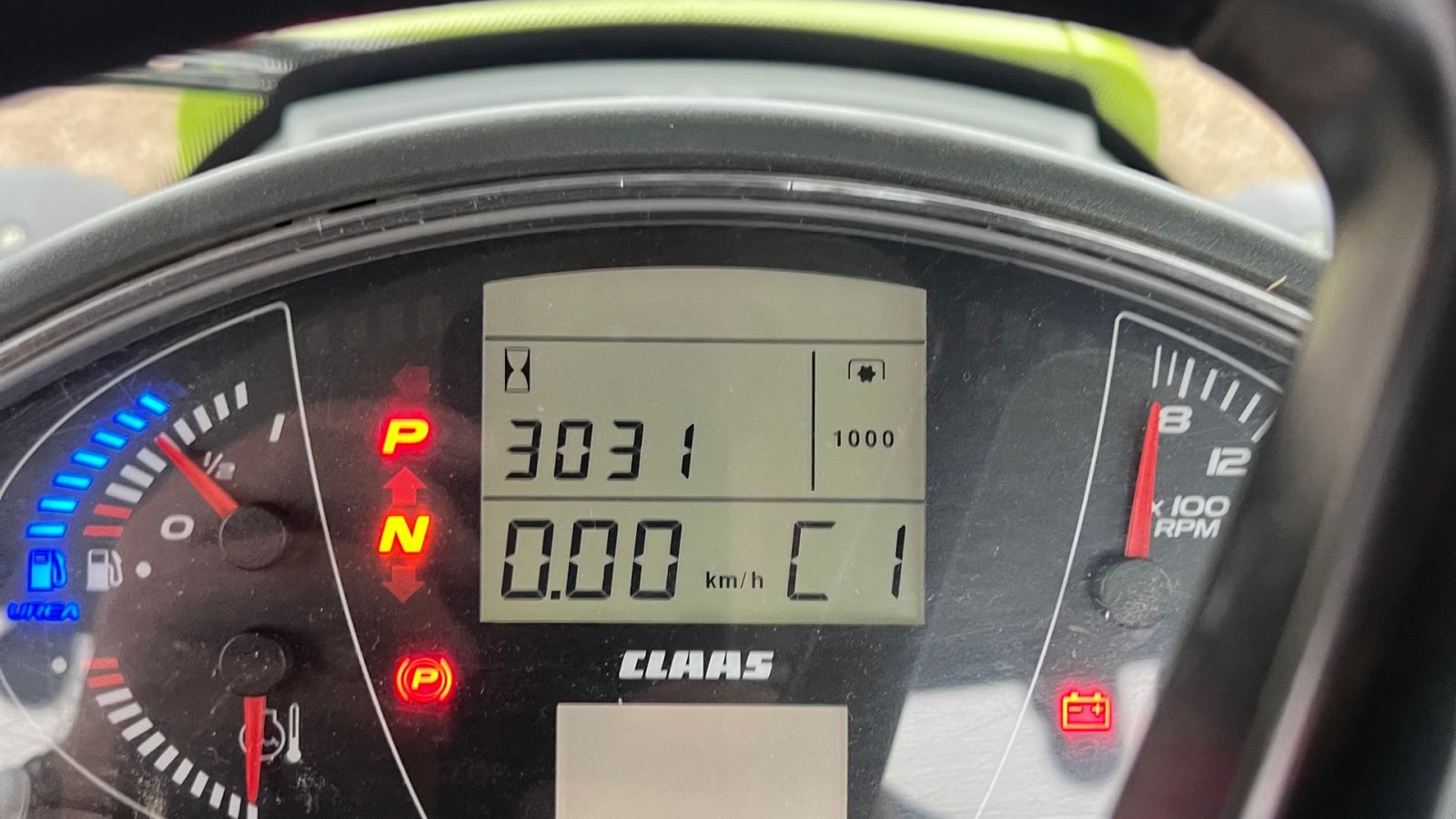 Traktor of the type CLAAS AXION 830 CEBIS Hexa Shift, Gebrauchtmaschine in Vinderup (Picture 5)