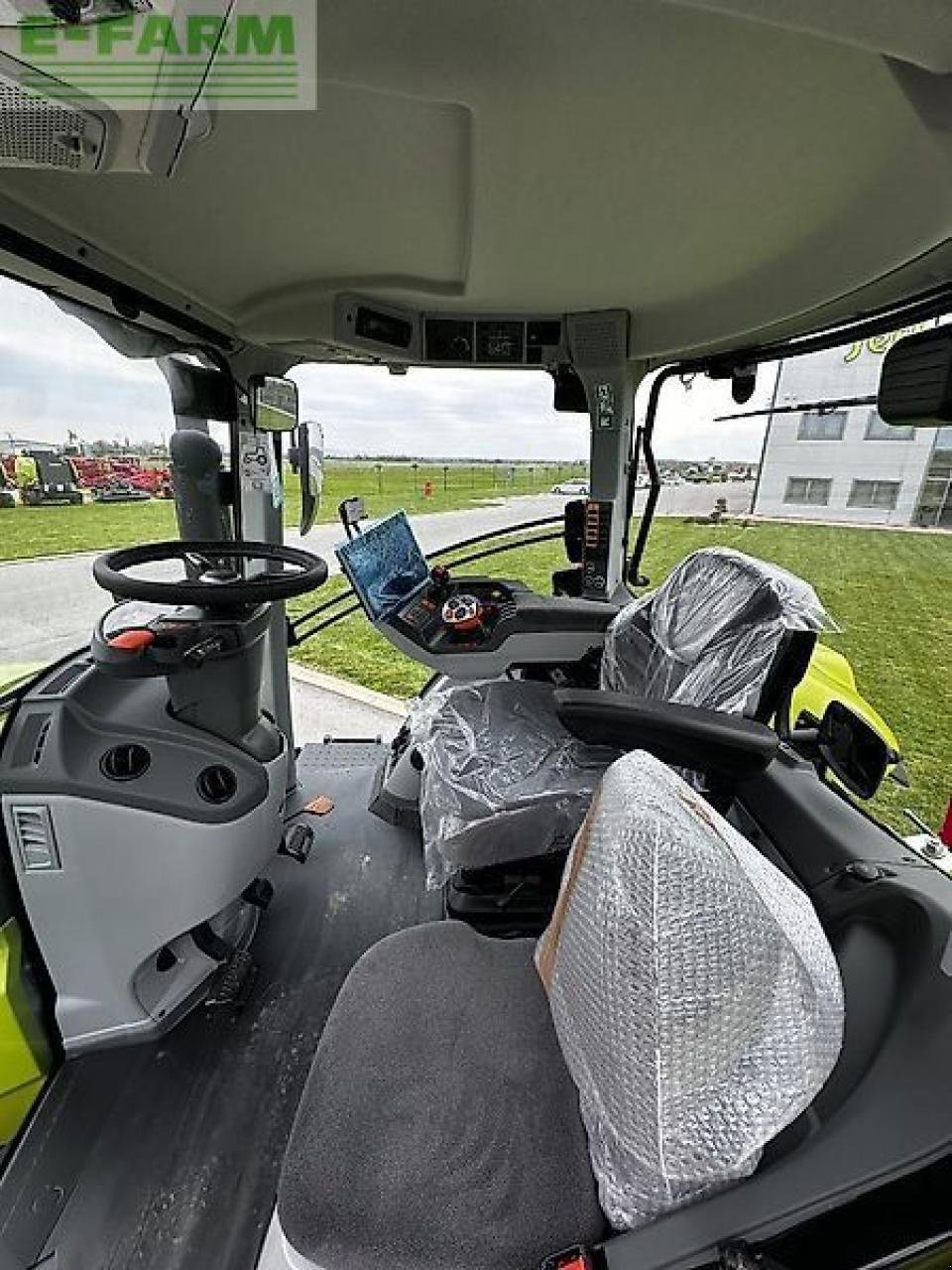 Traktor типа CLAAS axion 830 cebis hexashift HEXASHIFT CEBIS, Gebrauchtmaschine в KOŠKA (Фотография 7)