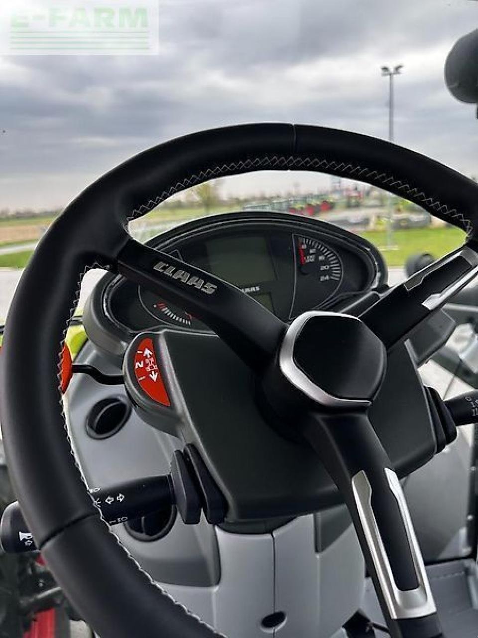 Traktor типа CLAAS axion 830 cebis hexashift HEXASHIFT CEBIS, Gebrauchtmaschine в KOŠKA (Фотография 8)