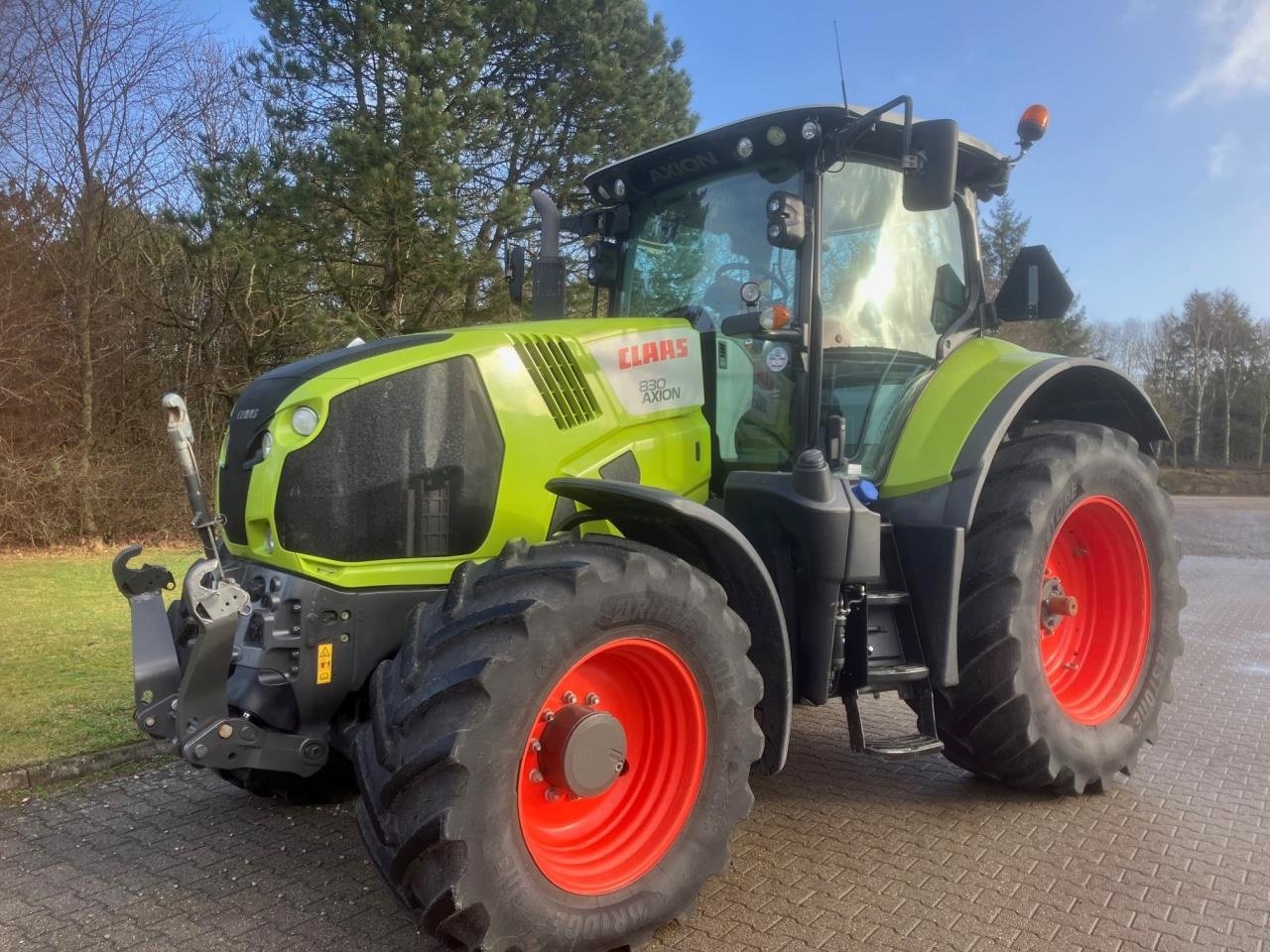 Traktor of the type CLAAS AXION 830 CEBIS, Gebrauchtmaschine in Tim (Picture 1)