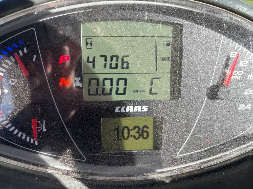 Traktor des Typs CLAAS AXION 830 CEBIS, Gebrauchtmaschine in Brønderslev (Bild 11)