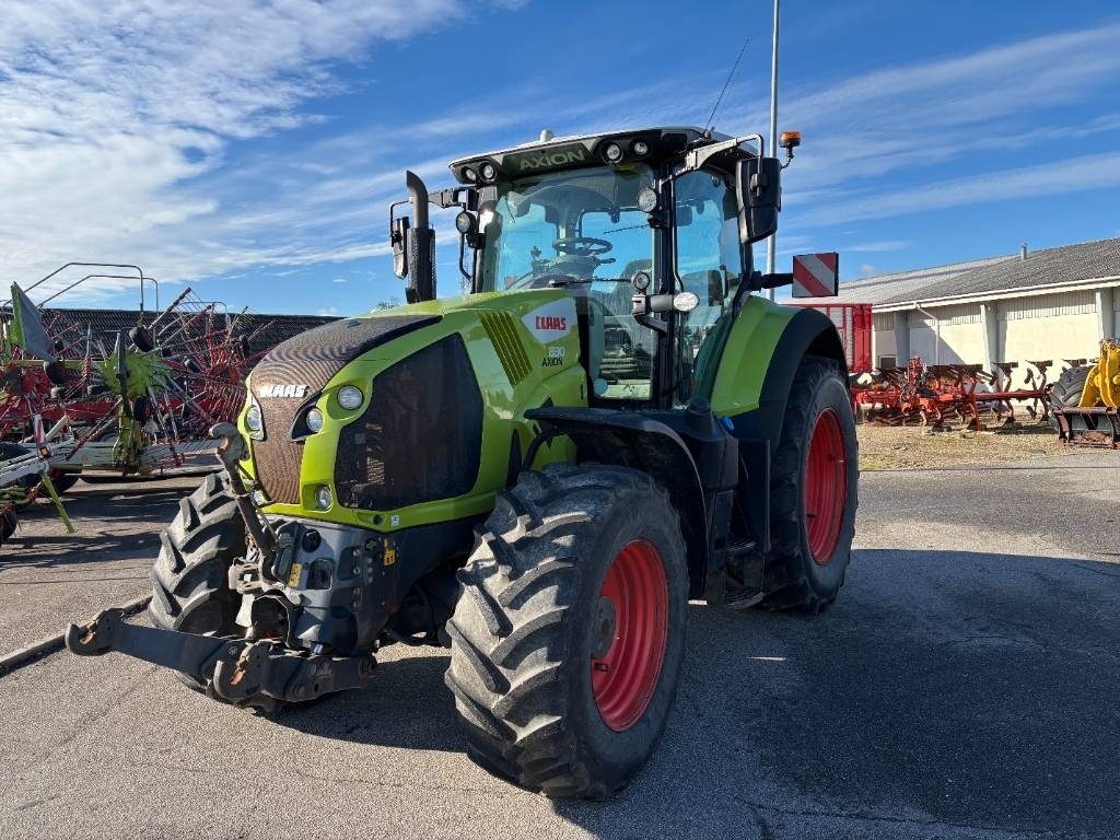 Traktor des Typs CLAAS AXION 830 CEBIS, Gebrauchtmaschine in Brønderslev (Bild 1)