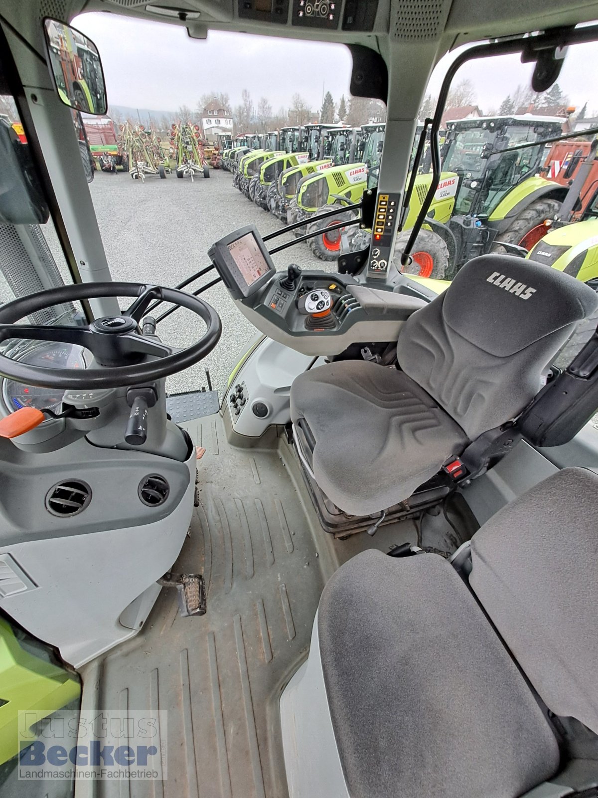 Traktor of the type CLAAS Axion 830 CEBIS, Gebrauchtmaschine in Weimar-Niederwalgern (Picture 9)