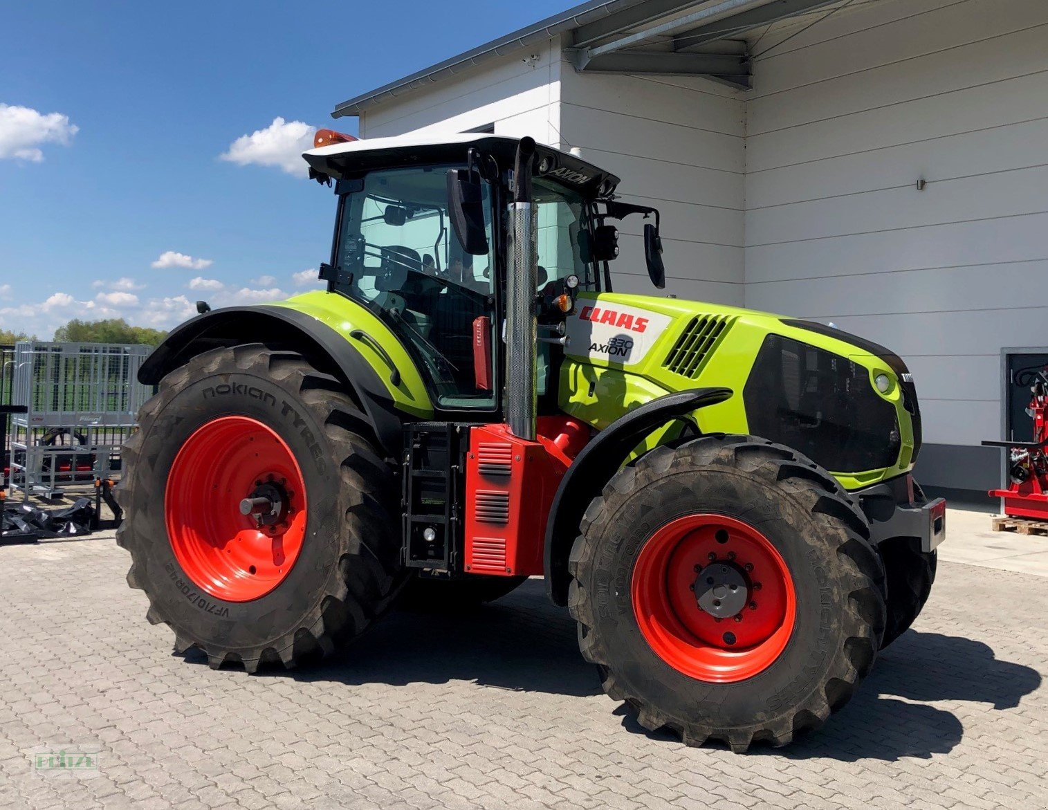 Traktor des Typs CLAAS Axion 830 CIS+, Gebrauchtmaschine in Bruckmühl (Bild 4)