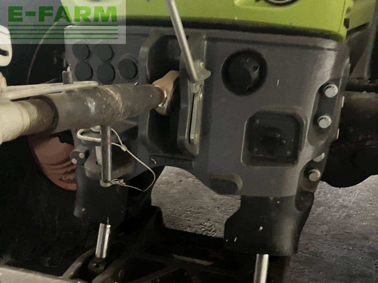 Traktor of the type CLAAS AXION 830 CIS+ 50K, Gebrauchtmaschine in PETWORTH (Picture 4)