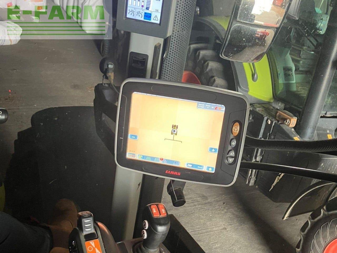 Traktor of the type CLAAS AXION 830 CIS+ 50K, Gebrauchtmaschine in PETWORTH (Picture 8)