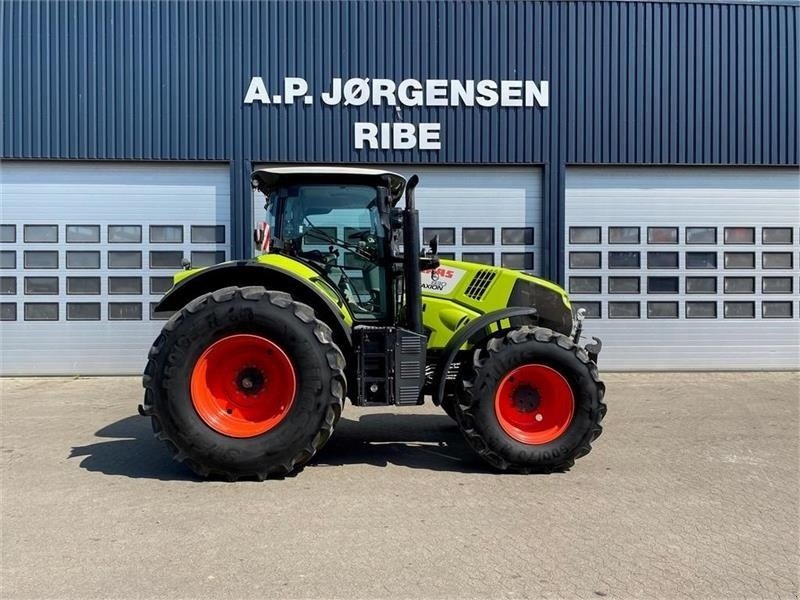 Traktor Türe ait CLAAS AXION 830 CIS + Med Front PTO, Gebrauchtmaschine içinde Ribe (resim 1)