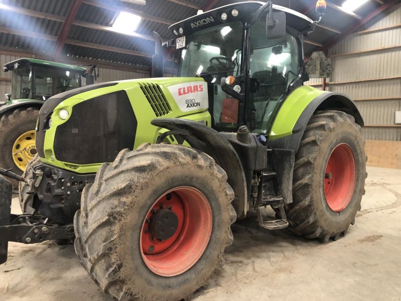 Traktor of the type CLAAS AXION 830 CIS, Gebrauchtmaschine in Hinnerup (Picture 1)