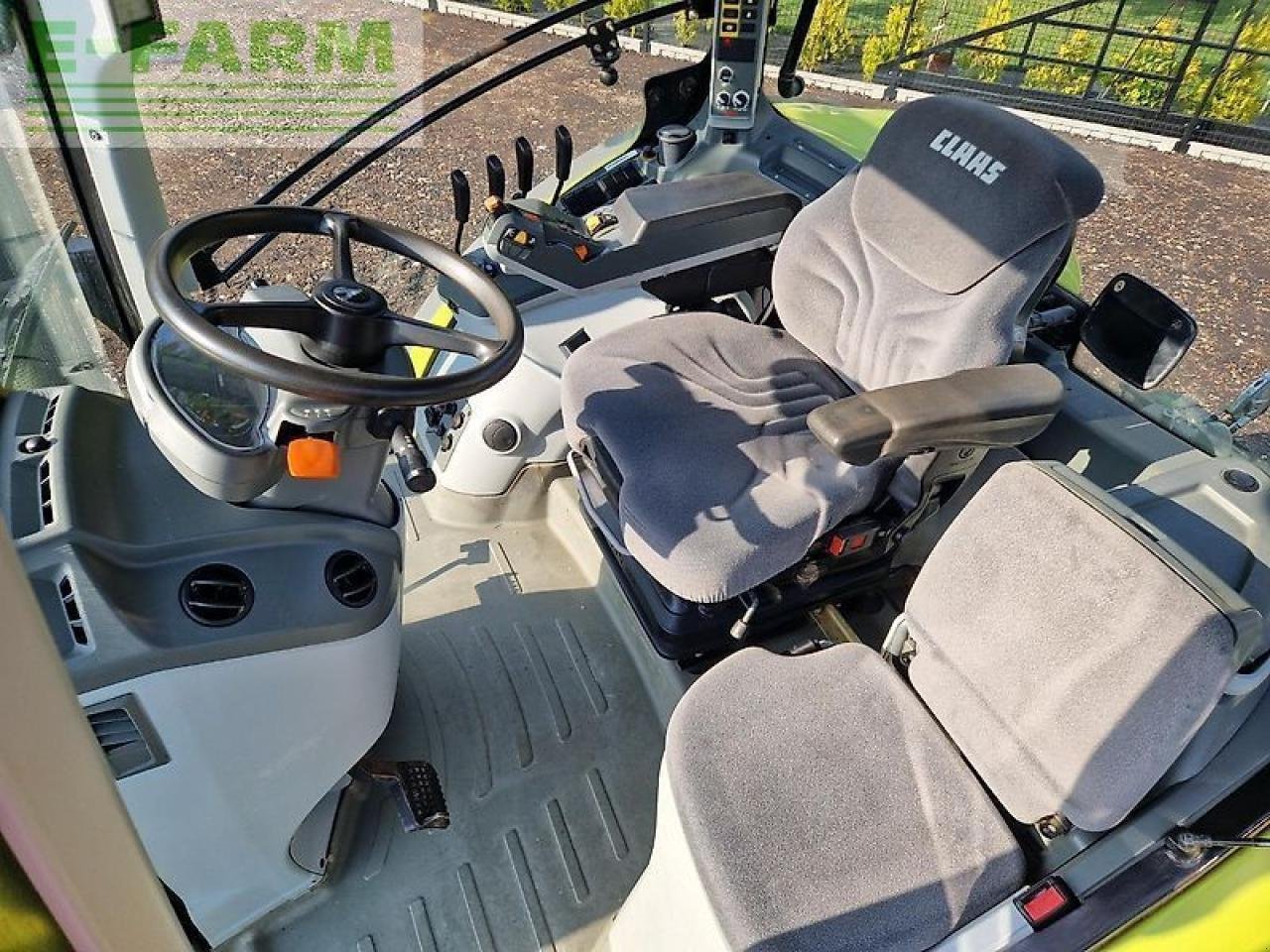 Traktor des Typs CLAAS axion 830 cis, Gebrauchtmaschine in ZELOW (Bild 9)