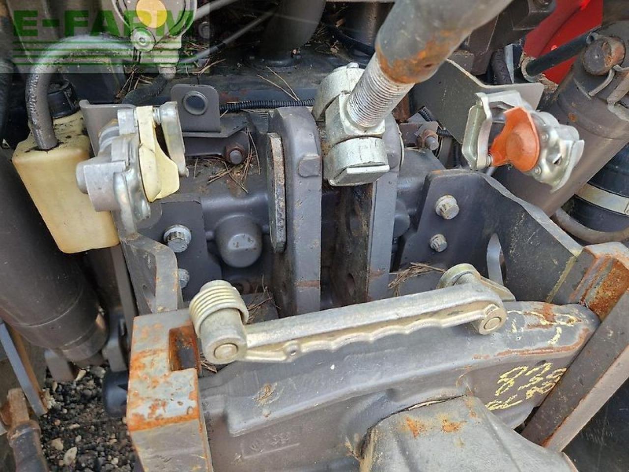 Traktor des Typs CLAAS axion 830 cis, Gebrauchtmaschine in ZELOW (Bild 16)