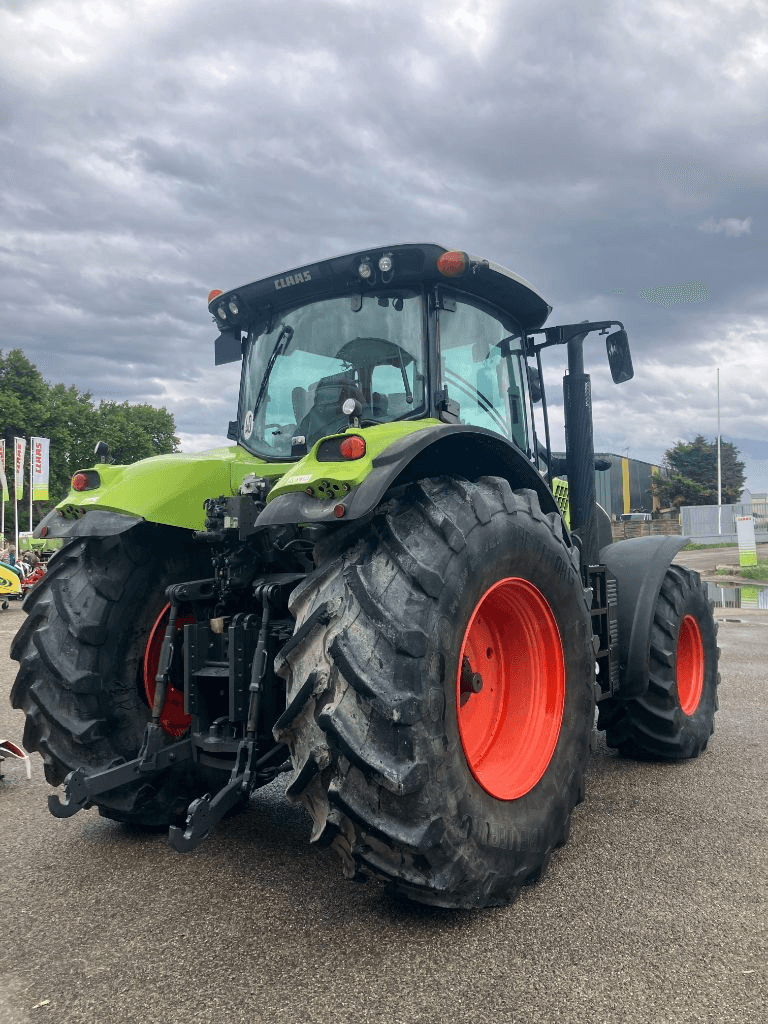 Traktor Türe ait CLAAS AXION 830 CIS, Gebrauchtmaschine içinde SAINT ANDIOL (resim 7)