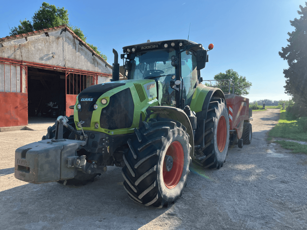 Traktor van het type CLAAS AXION 830 CMATIC BUSINESS, Gebrauchtmaschine in SAINT ANDIOL (Foto 1)