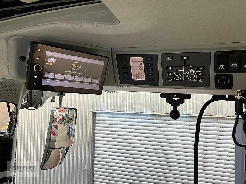 Traktor Türe ait CLAAS AXION 830 CMATIC - CEBIS - Night Edition - CEMIS 1200, Vorführmaschine içinde Asendorf (resim 19)