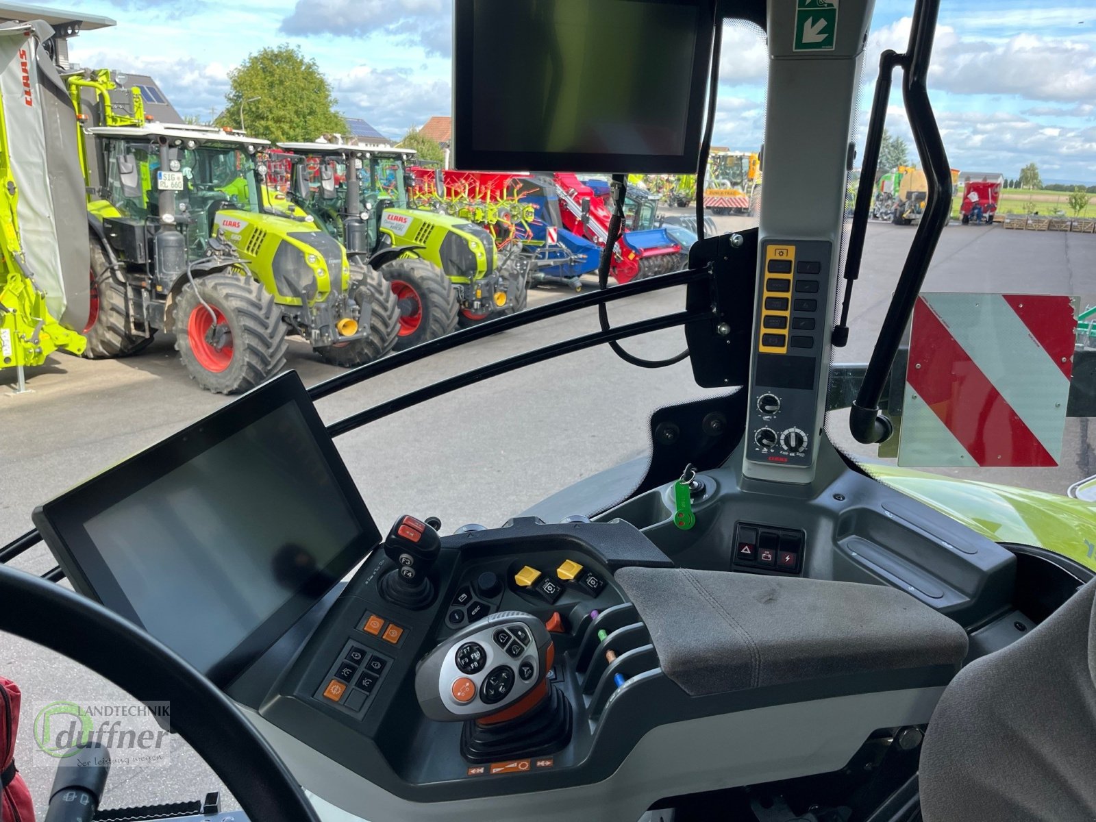 Traktor του τύπου CLAAS Axion 830  CMATIC CEBIS, Gebrauchtmaschine σε Hohentengen (Φωτογραφία 13)