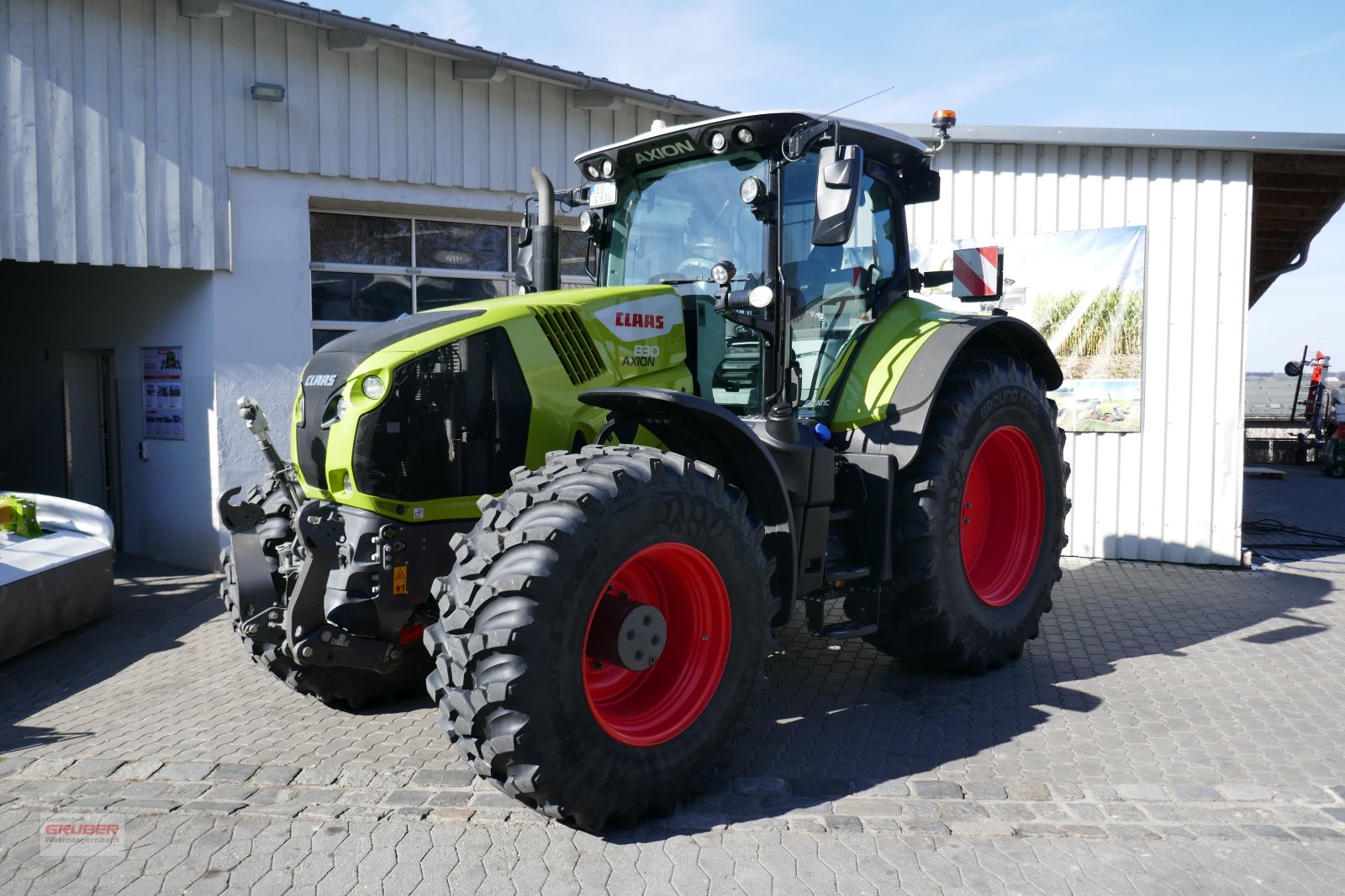 Traktor типа CLAAS Axion 830  CMATIC CEBIS, Gebrauchtmaschine в Dorfen (Фотография 1)