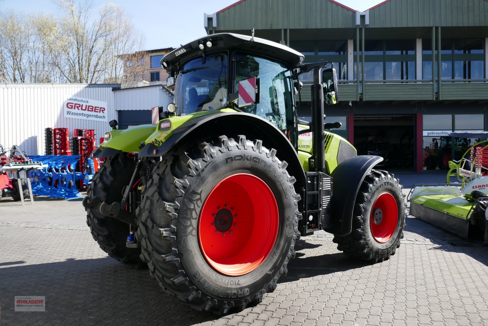 Traktor typu CLAAS Axion 830  CMATIC CEBIS, Gebrauchtmaschine w Dorfen (Zdjęcie 5)