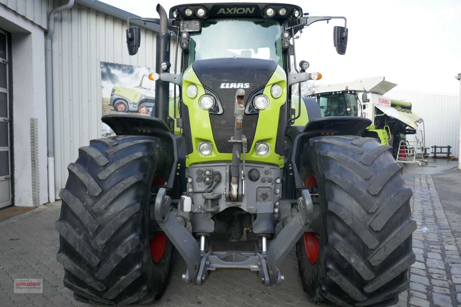 Traktor of the type CLAAS Axion 830  CMATIC CEBIS, Gebrauchtmaschine in Dorfen (Picture 2)