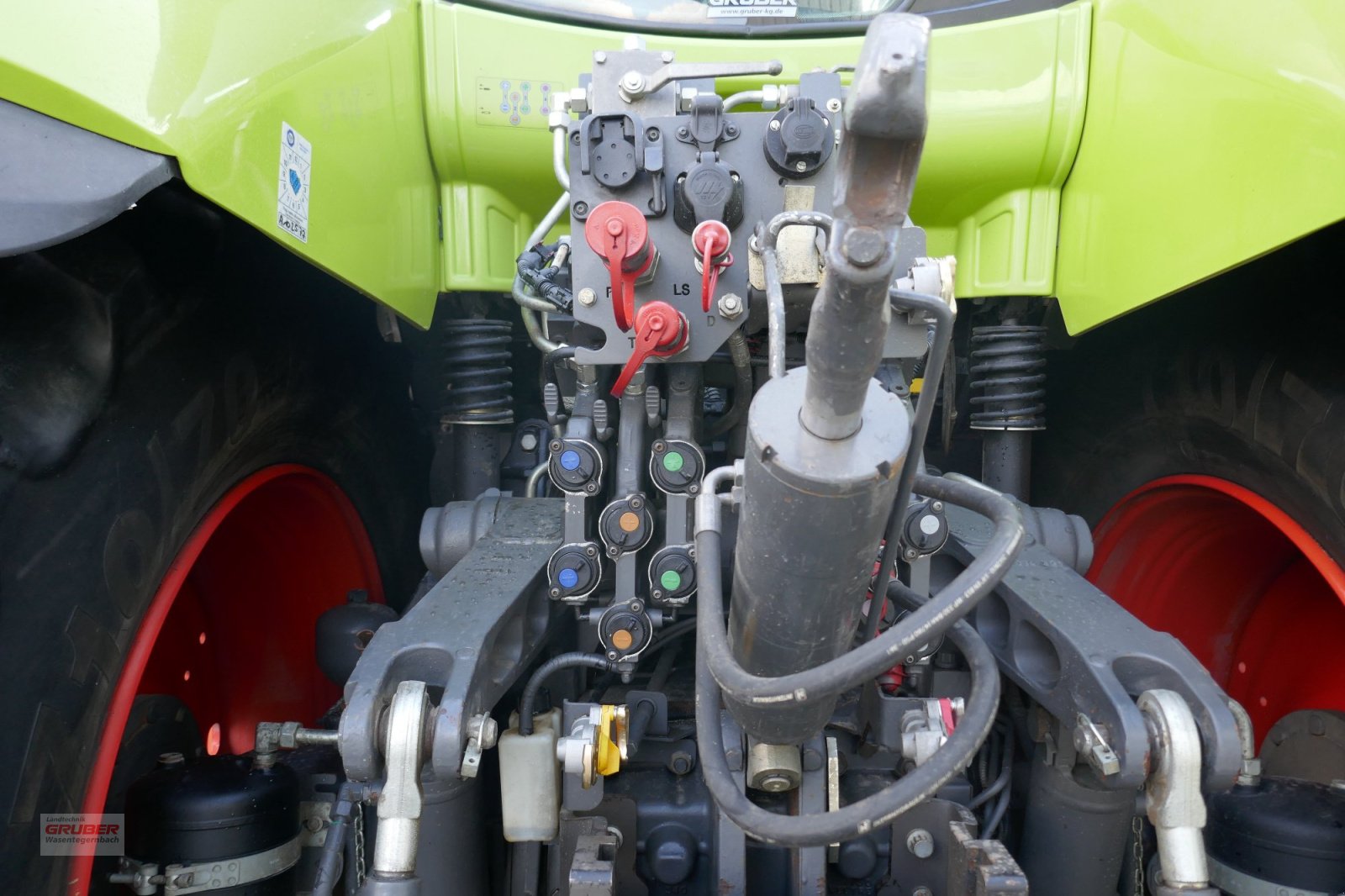 Traktor of the type CLAAS Axion 830  CMATIC CEBIS, Gebrauchtmaschine in Dorfen (Picture 8)